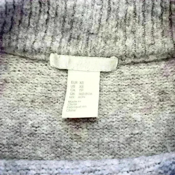 Oversized pastel purple sweater/jumper H&M.  New Eclectic on the front. XS - Picture 4 of 9